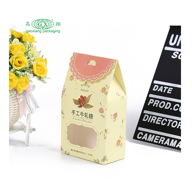 창을 가진 박공 모양 candynuts 초콜렛 건빵 포장 종이상자