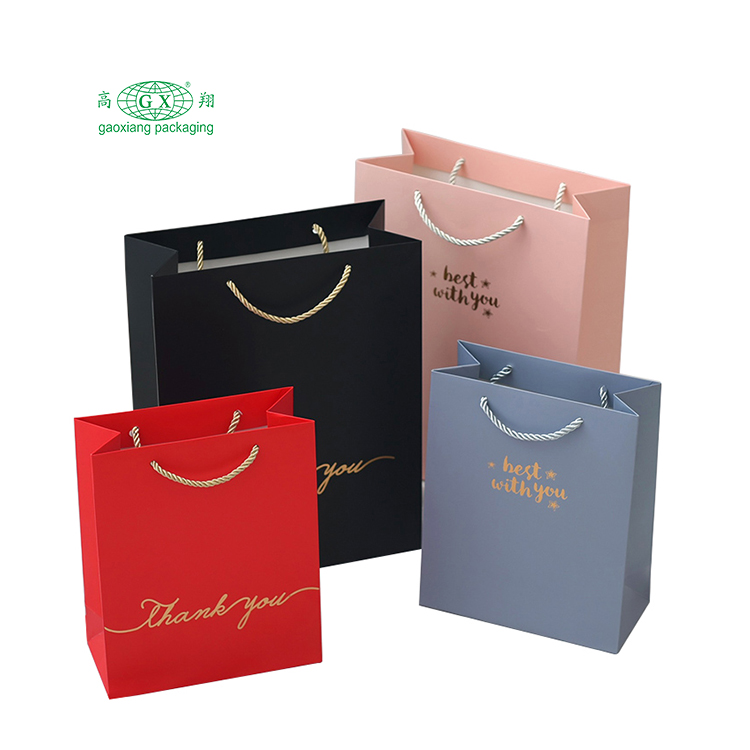 로고를 가진 도매 주문 분홍색 까만 백색 호화스러운 크래프트 종이 쇼핑 백